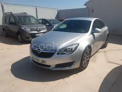 Gris / plata Usado 2017 Opel Insignia Selective Berlina | 9500 € (Precio justo)