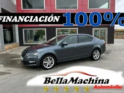 Usado 2020 Skoda Octavia Ambition Utilitario | 14.975 € (Buen precio)