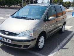 Gris / plata Usado 2002 Ford Galaxy Trend Monovolumen | 4500 €