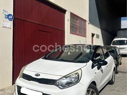 Blanco Usado 2016 Kia Rio Berlina | 6600 € (Super precio)