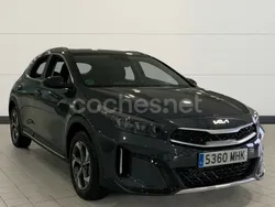 Negro Usado 2023 Kia XCeed SUV | 21.000 € (Precio justo)