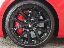 Rojo Usado 2022 Bentley Continental GT Convertible Descapotable | 268.000 € (Buen precio)