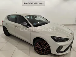 Gris / plata Usado 2024 Cupra Leon Berlina | 31.900 € (Caro)