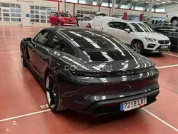 Eléctrico Usado 2021 Porsche Taycan Turbo S Berlina | 85.000 €