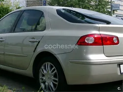 Verde Usado 2001 Renault Laguna II Authentique Berlina | 1500 € (Buen precio)