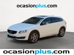 Blanco Usado 2017 Volvo V60 CC Momentum Familiar | 17.990 € (Precio justo)