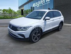 Blanco Usado 2022 VW Tiguan Life SUV | 26.800 € (Buen precio)