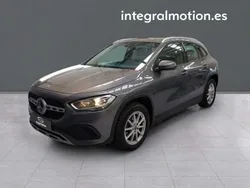 Gris Usado 2020 Mercedes GLA180 Business SUV | 25.490 €