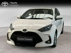 Blanco Usado 2024 Toyota Yaris Hybrid Active Berlina | 21.750 € (Precio justo)