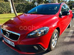 Rojo Usado 2017 Volvo V40 CC Familiar | 9000 € (Precio justo)