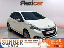 Blanco Usado 2016 Peugeot 208 Active Utilitario | 7090 € (Buen precio)