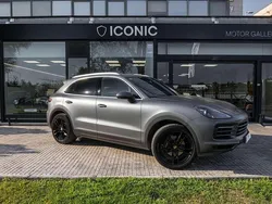 Gris / plata Usado 2018 Porsche Cayenne SUV | 54.900 € (Caro)