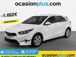 Blanco Usado 2023 Kia Ceed Utilitario | 16.628 € (Buen precio)