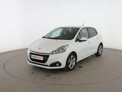 Blanco Usado 2015 Peugeot 208 Active Utilitario | 7699 € (Precio justo)