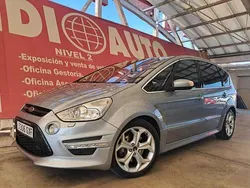 Gris Usado 2010 Ford S-MAX Titanium S Monovolumen | 11.990 €