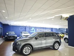 Gris Usado 2020 VW Tiguan Sportline SUV | 34.900 € (Un poco caro)