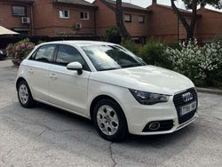 Blanco Usado 2012 Audi A1 Sportback Attraction Utilitario | 7999 € (Un poco caro)