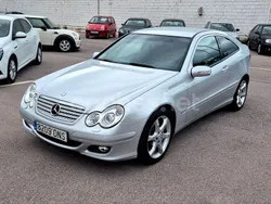 Gris / plata Usado 2005 Mercedes C180 Sport Edition Berlina | 5800 € (Precio justo)
