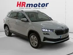 Nuevo 2024 Skoda Karoq Selection SUV | 24.290 € (Buen precio)