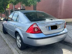 Azul Usado 2005 Ford Mondeo Trend Berlina | 3700 € (Precio justo)