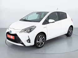 Blanco Usado 2020 Toyota Yaris Hybrid Familiar | 16.300 €