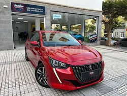 Rojo Usado 2022 Peugeot 208 Allure Utilitario | 12.995 € (Precio justo)