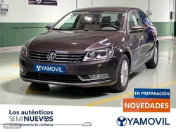 Gris Usado 2011 VW Passat Advance Berlina | 9950 € (Precio justo)
