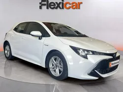 Blanco Usado 2019 Toyota Corolla Active Berlina | 14.590 € (Buen precio)