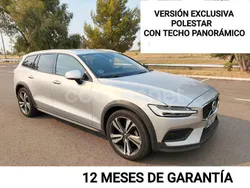 Gris / plata Usado 2020 Volvo V60 CC Pro Familiar | 27.995 € (Precio justo)