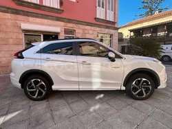 Blanco Usado 2025 Mitsubishi Eclipse Cross SUV | 32.900 €