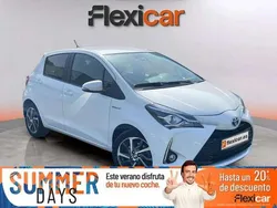 Blanco Usado 2020 Toyota Yaris Hybrid Active Utilitario | 15.990 € (Precio justo)