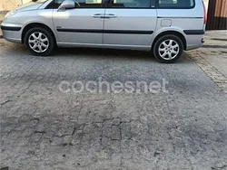 Gris / plata Usado 2007 Peugeot 807 Monovolumen | 5700 € (Precio justo)