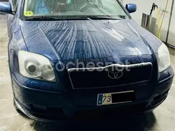 Azul Usado 2005 Toyota Avensis Executive Familiar | 5000 € (Caro)