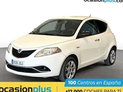 Blanco Usado 2016 Lancia Ypsilon Gold Utilitario | 8850 € (Precio justo)