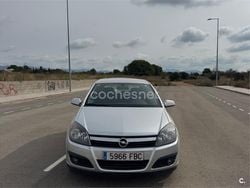 Gris / plata Usado 2006 Opel Astra Enjoy Berlina | 1700 € (Precio justo)