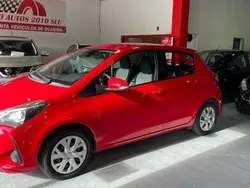 Rojo Usado 2018 Toyota Yaris Active Berlina | 10.900 € (Un poco caro)
