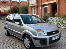 Gris / plata Usado 2005 Ford Fusion Trend Berlina | 4000 € (Un poco caro)