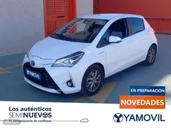 Blanco Usado 2019 Toyota Yaris Hybrid Active Berlina | 15.250 € (Precio justo)