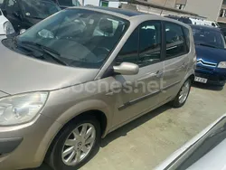 Beige Usado 2006 Renault Scénic II Dynamique Monovolumen | 2200 € (Precio justo)