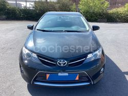 Negro Usado 2015 Toyota Auris Advance Berlina | 11.900 € (Un poco caro)