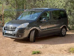 Gris / plata Usado 2016 Peugeot Partner Tepee Active Monovolumen | 10.000 € (Buen precio)