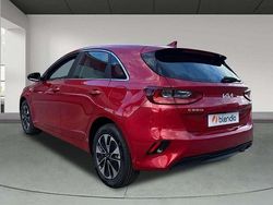 Rojo Nuevo 2024 Kia Ceed Utilitario | 17.900 € (Precio justo)