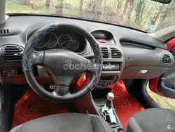 Granate Usado 2007 Peugeot 206 Berlina | 2100 € (Precio justo)