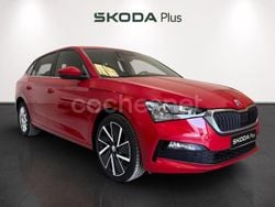 Rojo Usado 2024 Skoda Scala Sport Utilitario | 19.690 € (Buen precio)