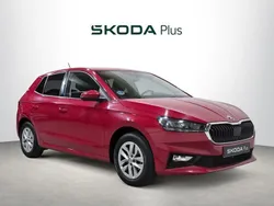 Rojo Usado 2024 Skoda Fabia Selection Berlina | 17.490 € (Precio justo)