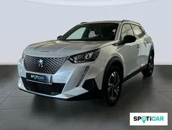 Blanco Usado 2023 Peugeot e-2008 Allure SUV | 21.900 € (Precio justo)