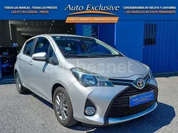 Gris / plata Usado 2015 Toyota Yaris Active Berlina | 10.990 € (Precio justo)