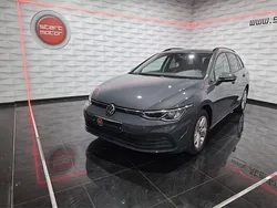 Gris / plata Usado 2021 VW Golf VIII Life Familiar | 15.900 € (Precio justo)