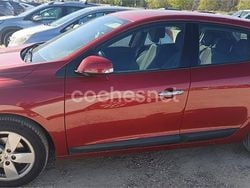 Rojo Usado 2004 Renault Mégane II Authentique Berlina | 1600 € (Buen precio)