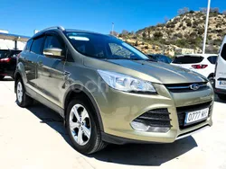 Verde Usado 2014 Ford Kuga Titanium SUV | 9990 € (Buen precio)